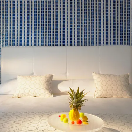 Hotel Elysium &